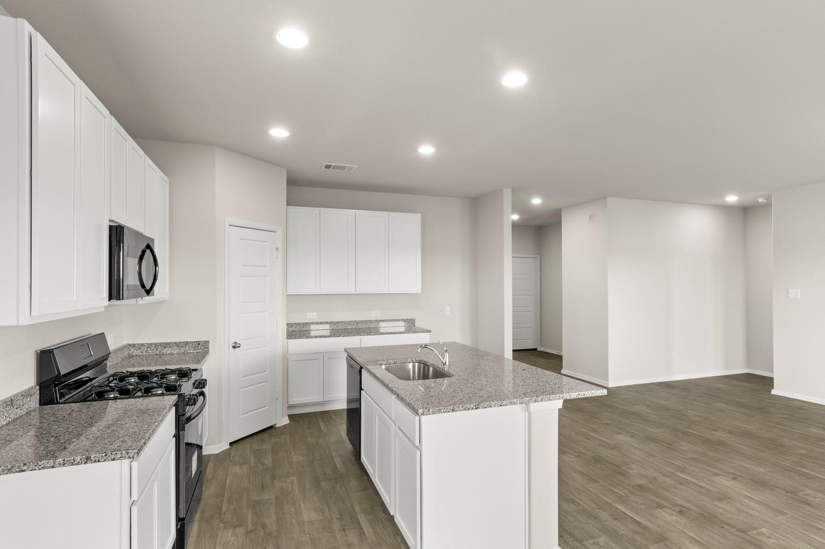 2431 Winding Creek Rd, Kyle, TX 78640