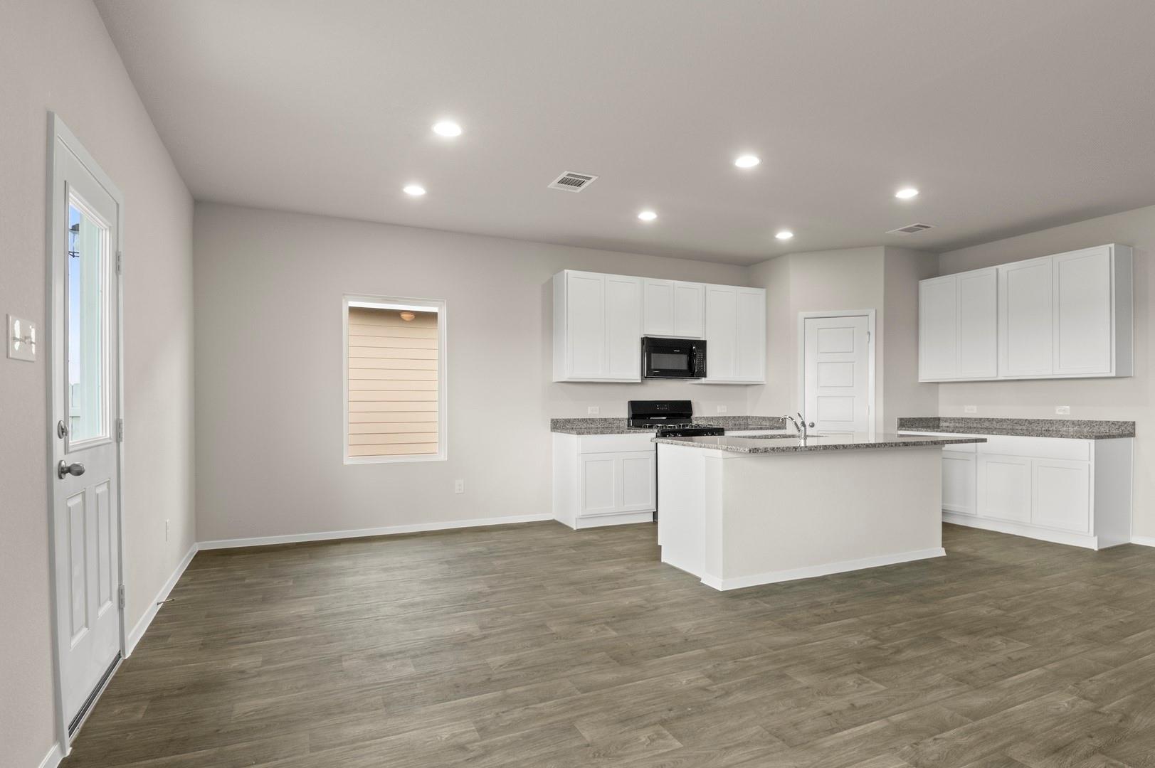 2431 Winding Creek Rd, Kyle, TX 78640