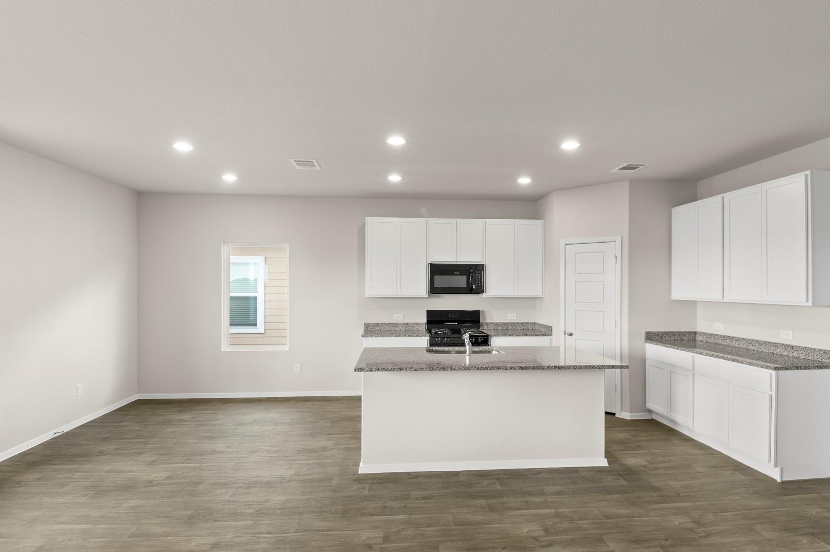 2431 Winding Creek Rd, Kyle, TX 78640