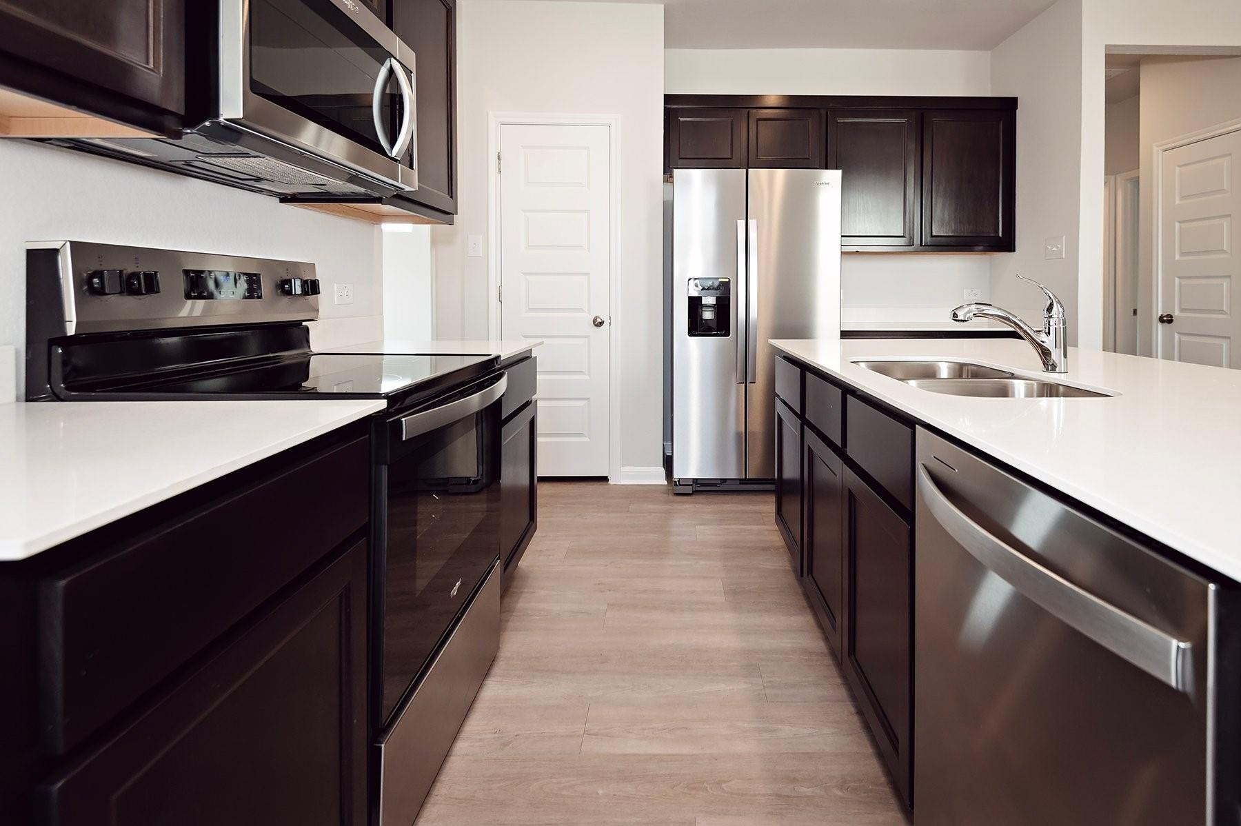 240 Alcatraz Loop, Jarrell, TX 76537