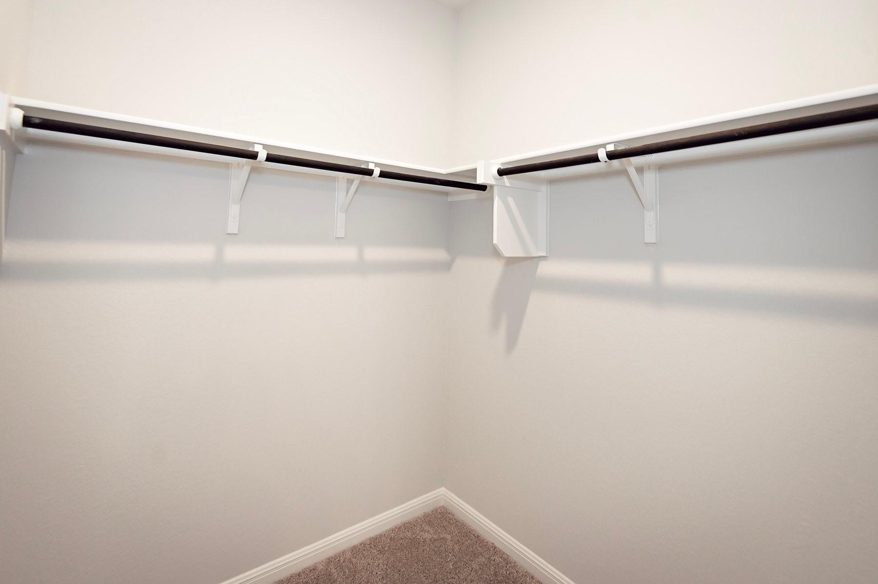 240 Alcatraz Loop, Jarrell, TX 76537