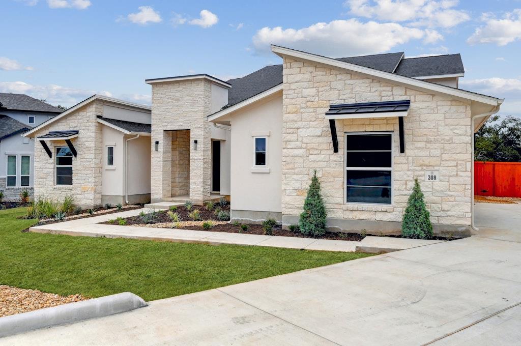 308 Canal Dr, Dripping Springs, TX 78620