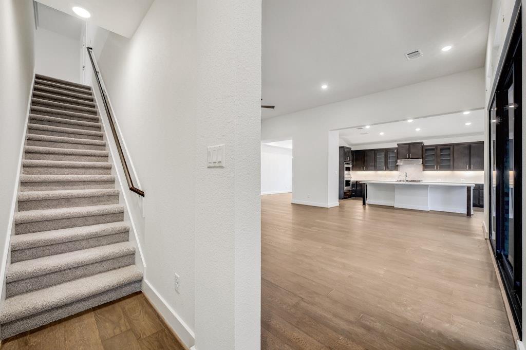 308 Canal Dr, Dripping Springs, TX 78620