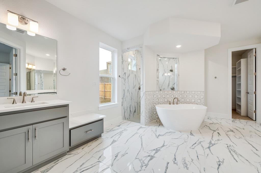 308 Canal Dr, Dripping Springs, TX 78620