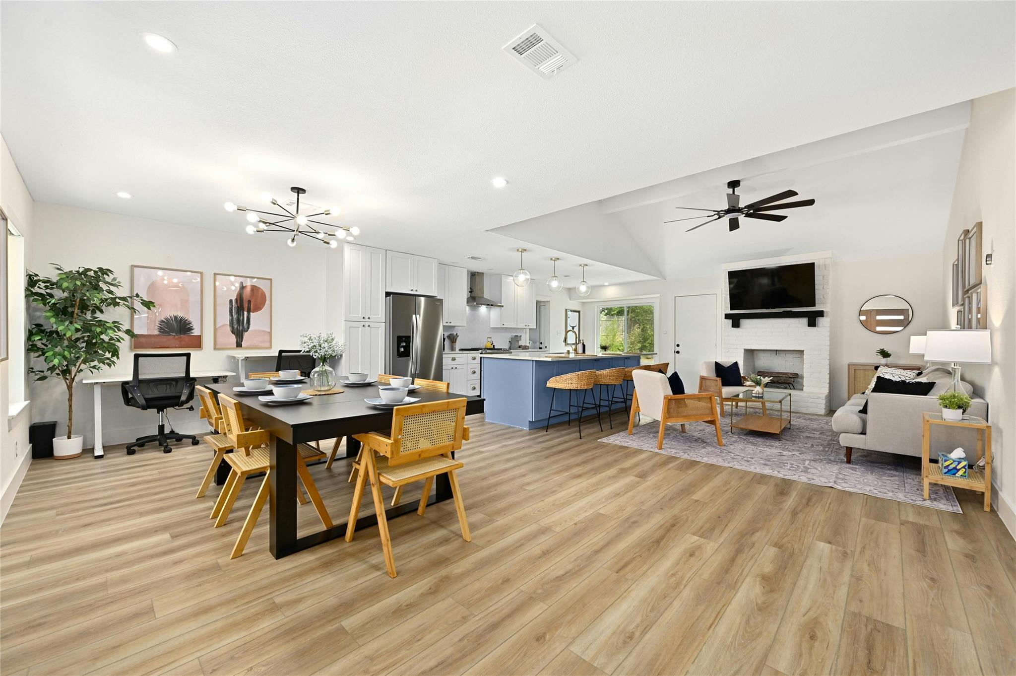 9414 Meadow Vale, Austin, TX 78758