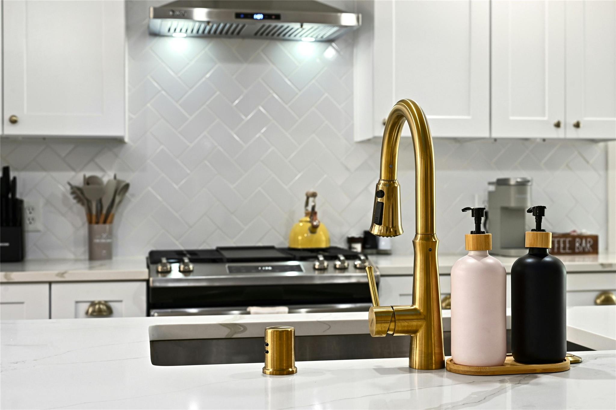 9414 Meadow Vale, Austin, TX 78758