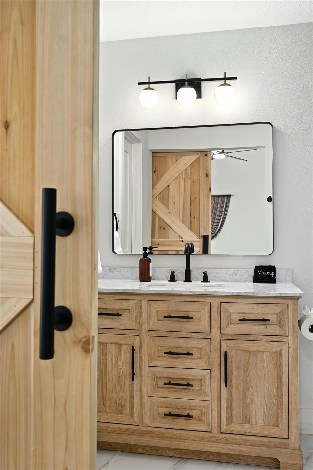 9414 Meadow Vale, Austin, TX 78758