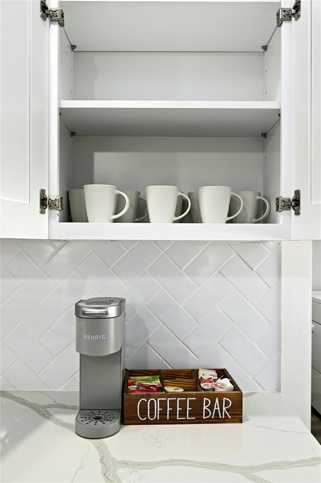 9414 Meadow Vale, Austin, TX 78758