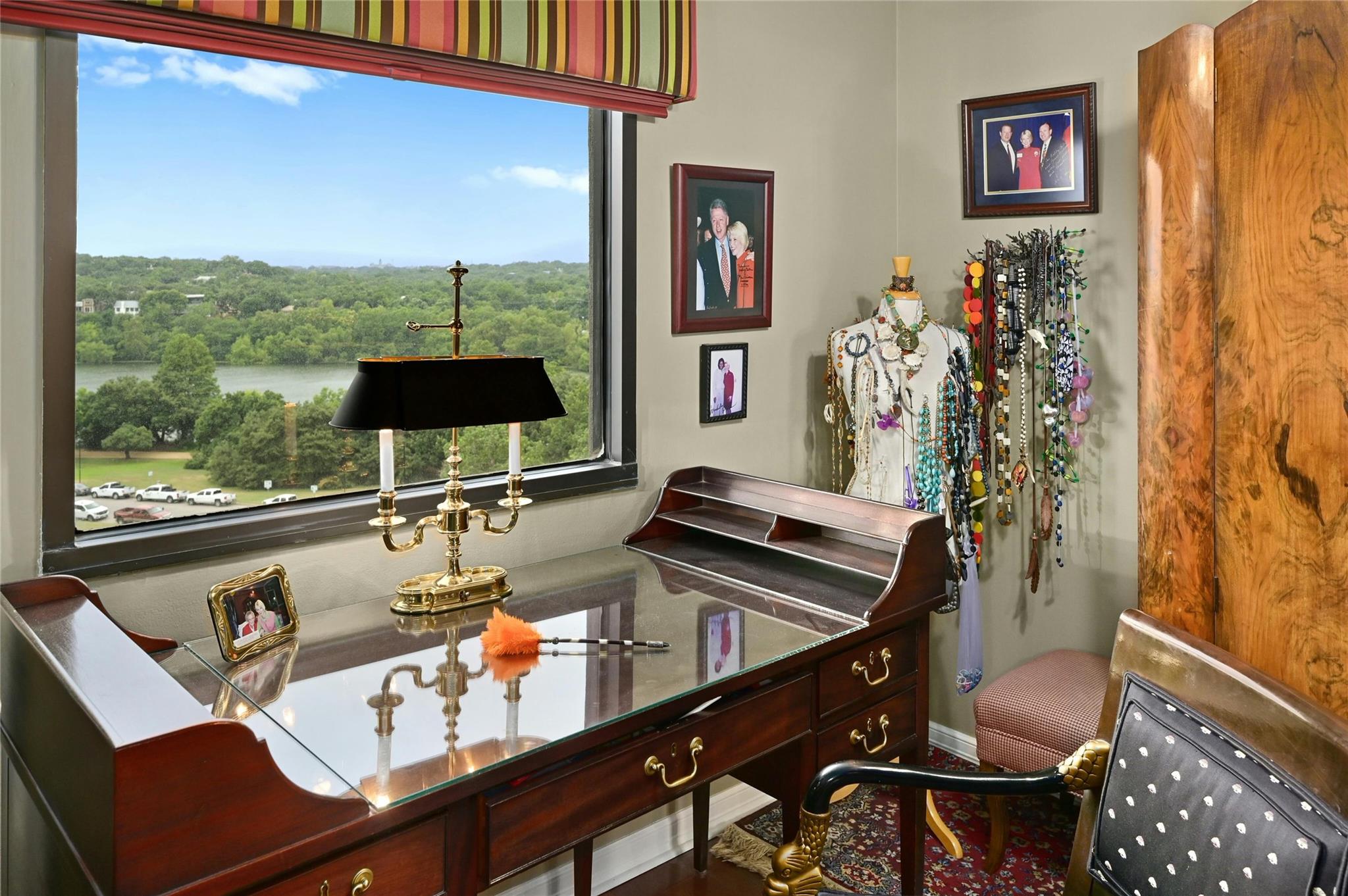 40 N Interstate Highway 35 # 8C1, Austin, TX 78701