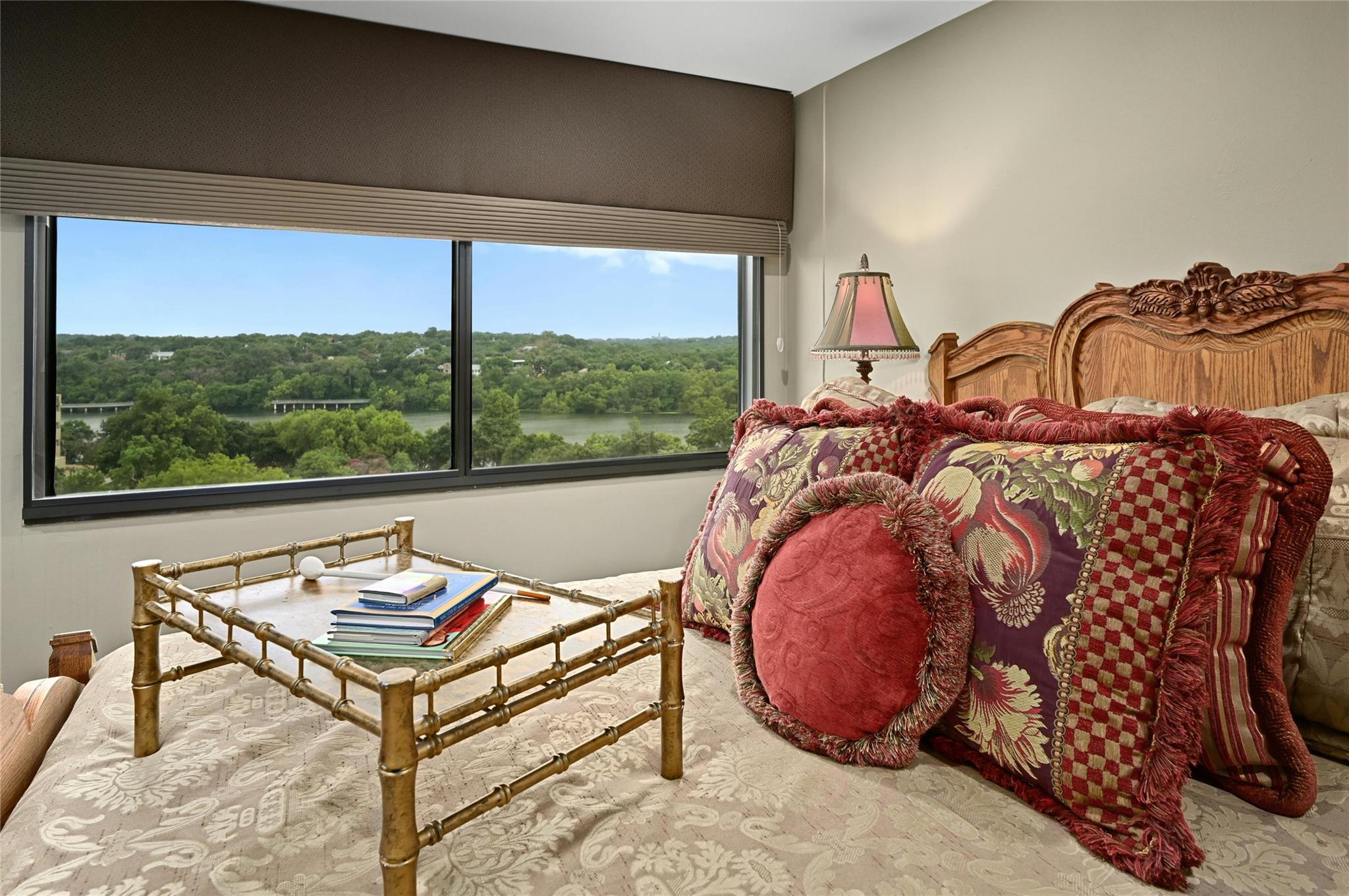 40 N Interstate Highway 35 # 8C1, Austin, TX 78701