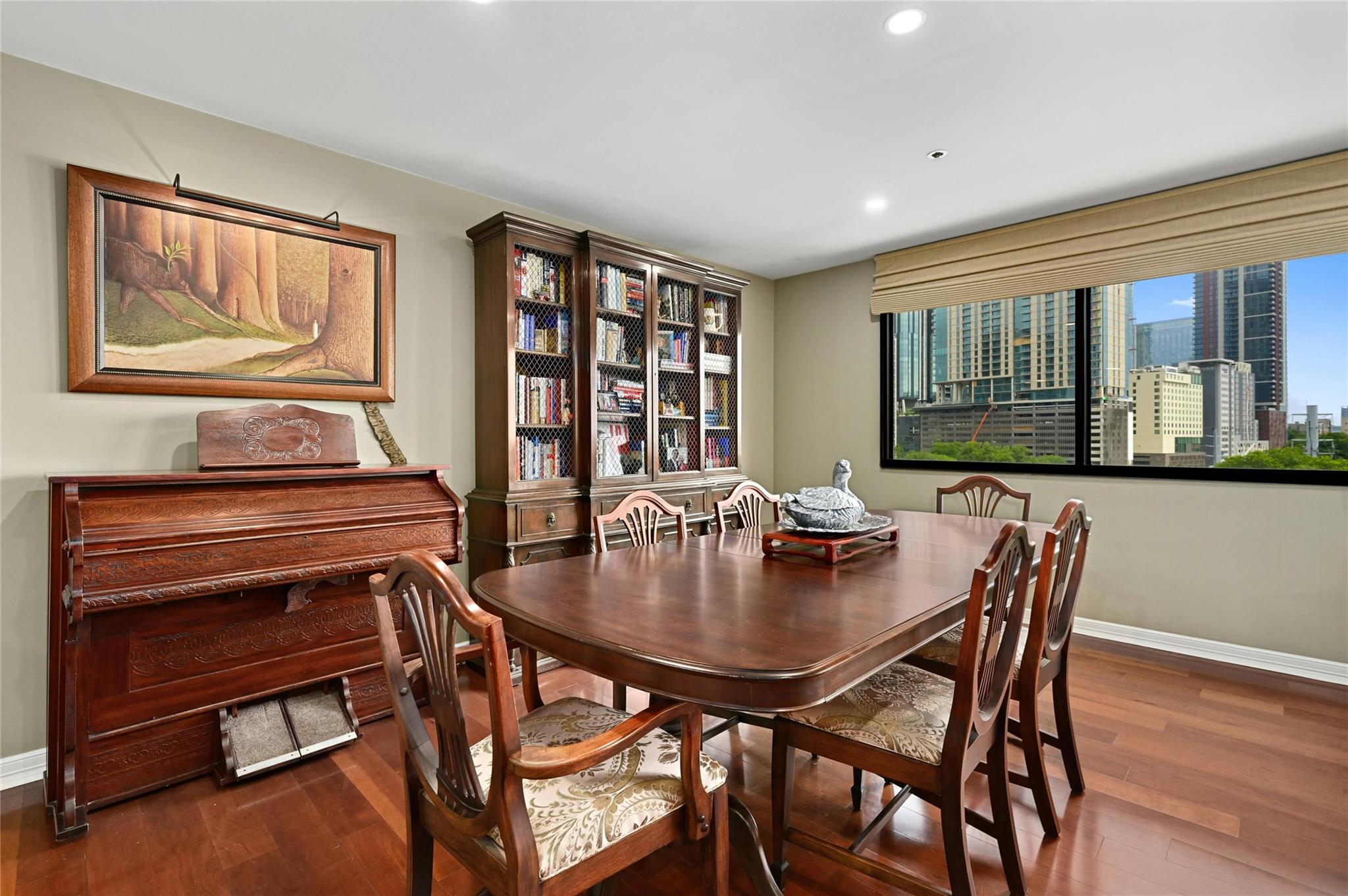 40 N Interstate Highway 35 # 8C1, Austin, TX 78701