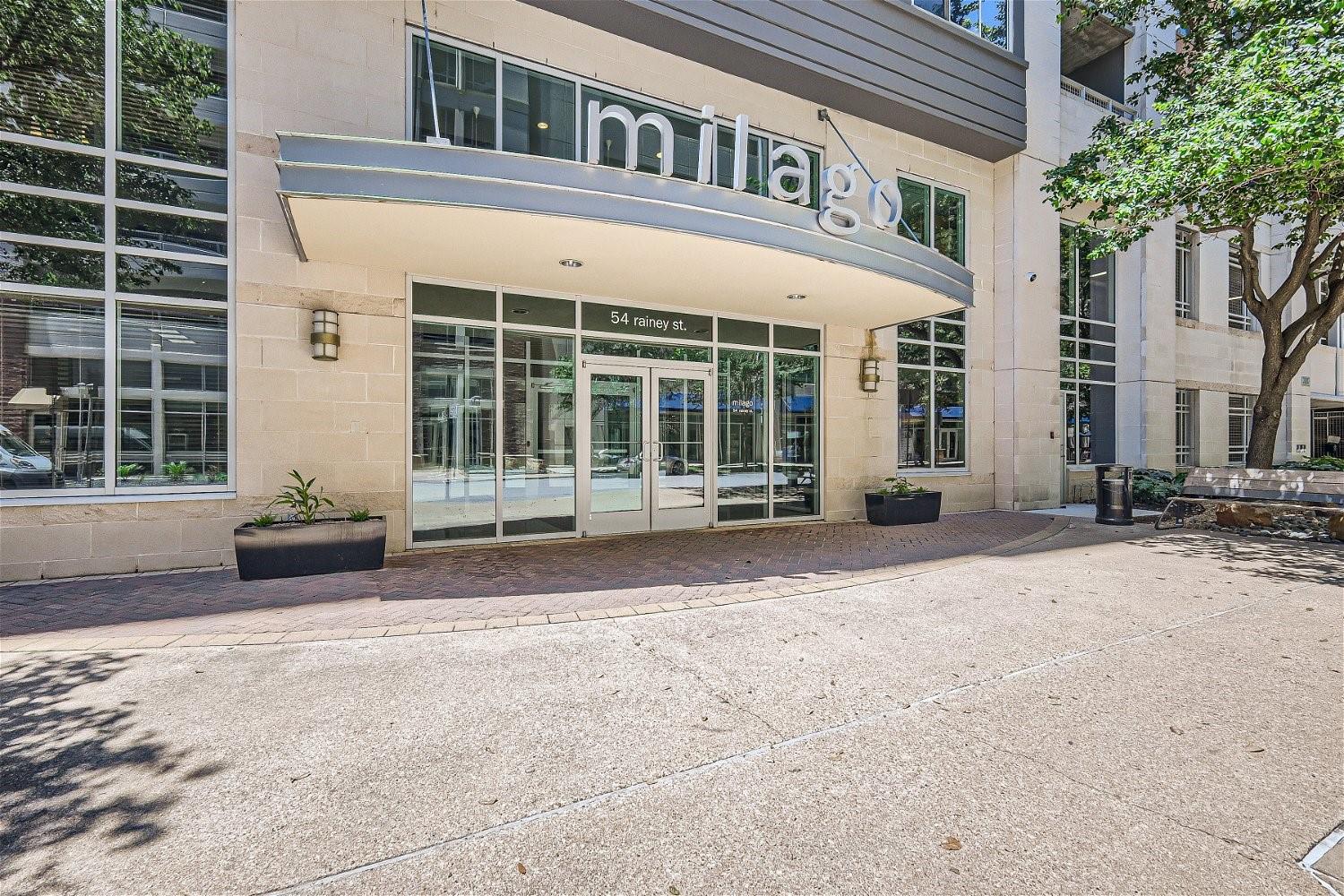 54 Rainey St # 1215, Austin, TX 78701