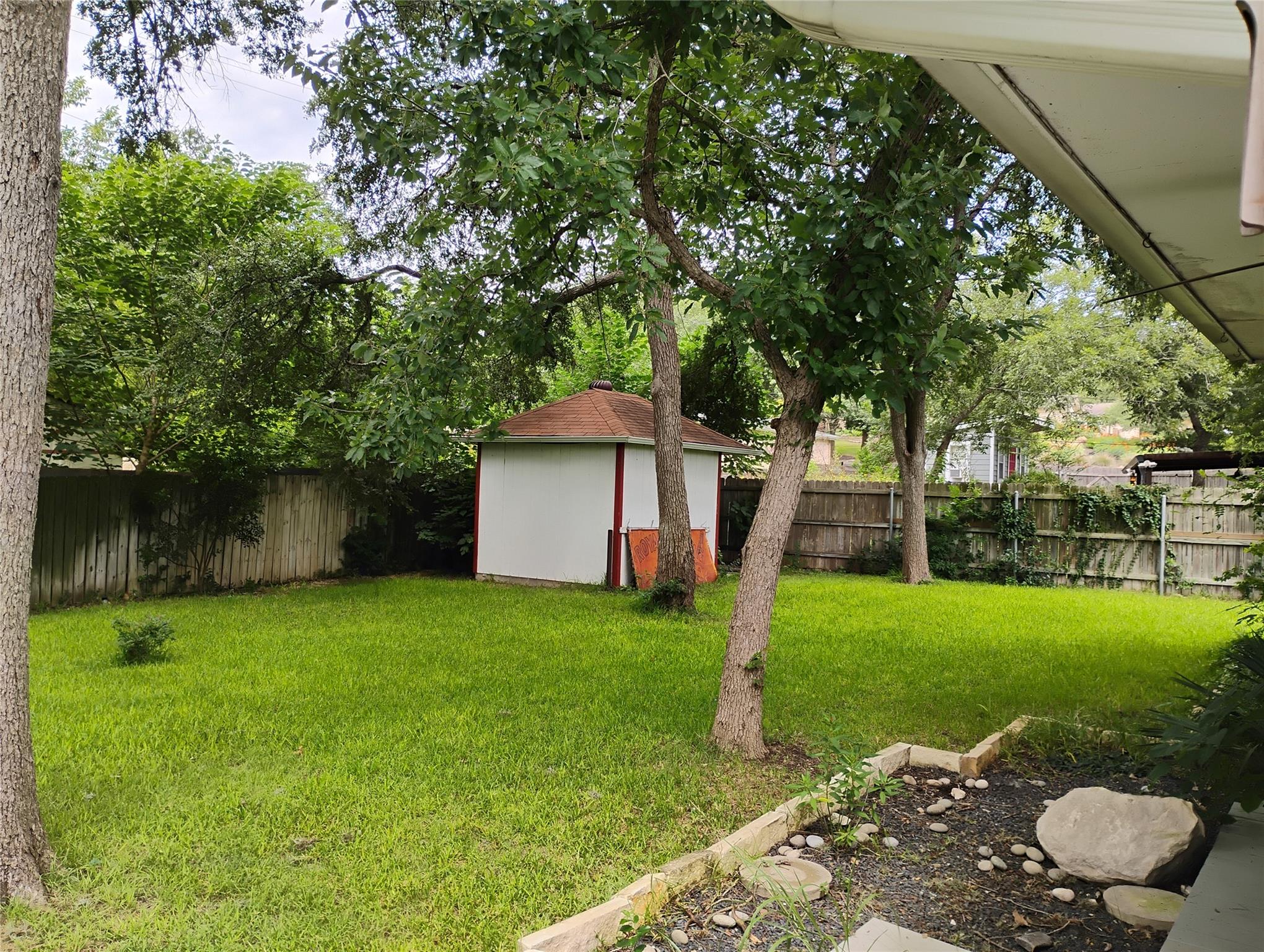 103 Laurel Rdg, San Marcos, TX 78666