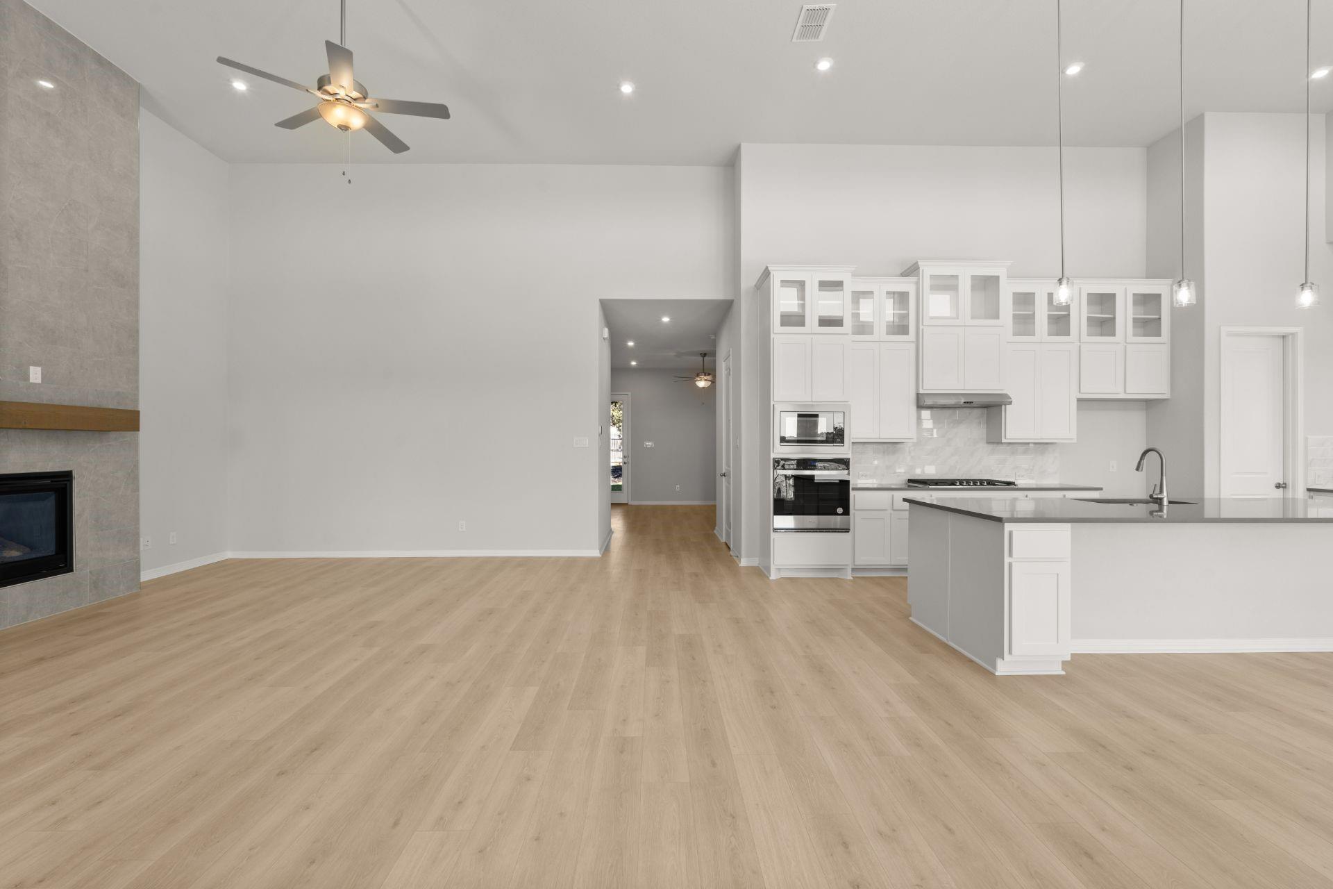 7808 Tessera Pkwy, Lago Vista, TX 78645