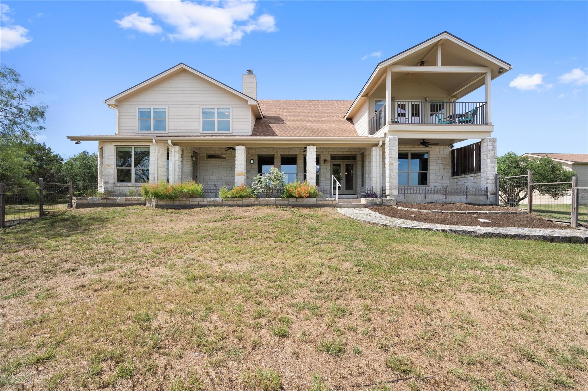 120 Oak Meadow Trl, Spicewood, TX 78669