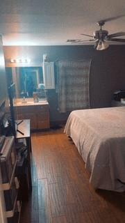 1017 W 3rd St W, Taylor, TX 76574