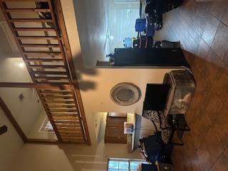 1017 W 3rd St W, Taylor, TX 76574