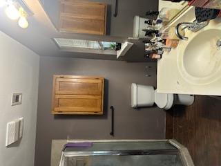 1017 W 3rd St W, Taylor, TX 76574