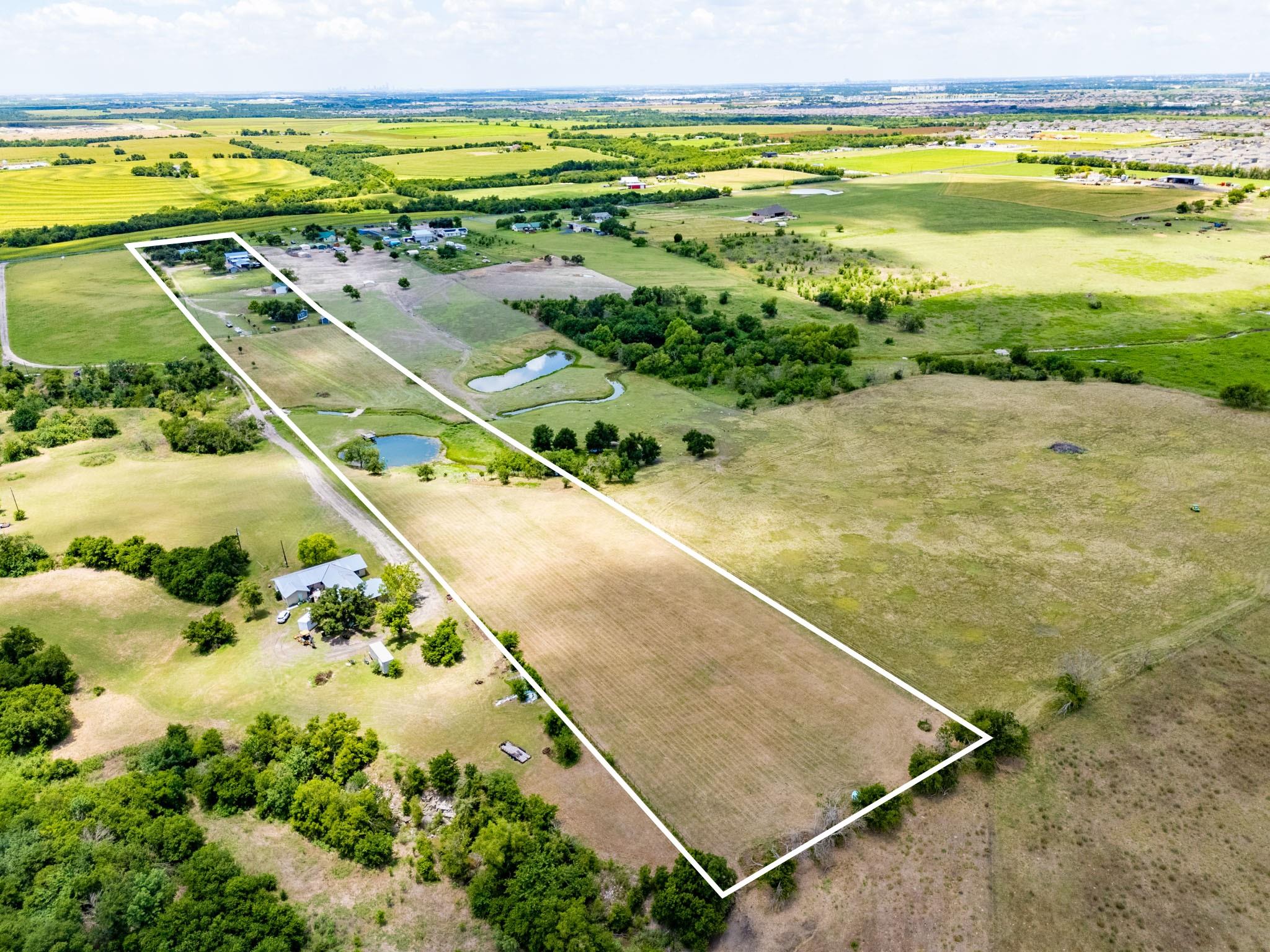 8712 Cele Rd # 1, Manor, TX 78653