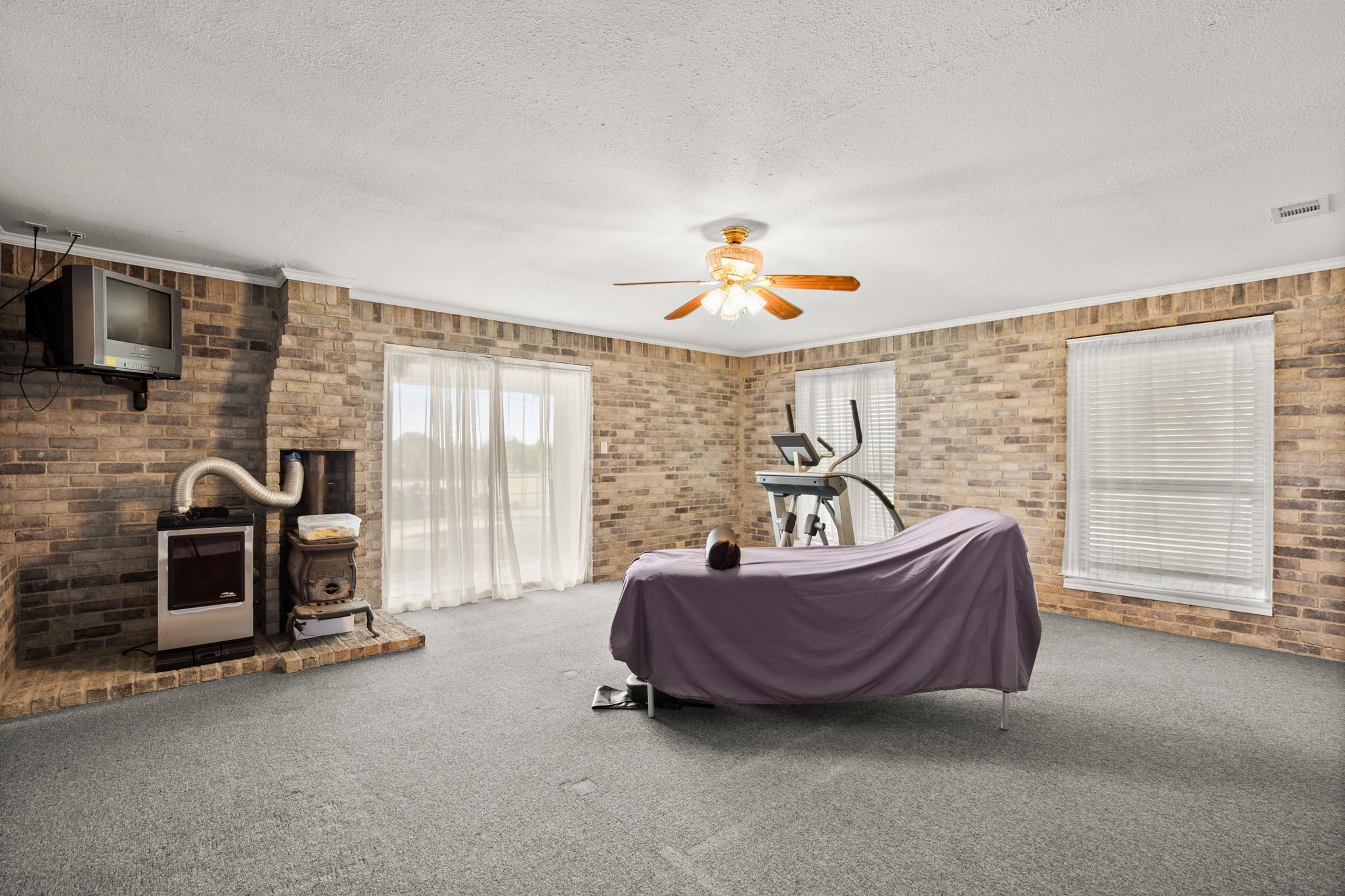 8712 Cele Rd # 1, Manor, TX 78653