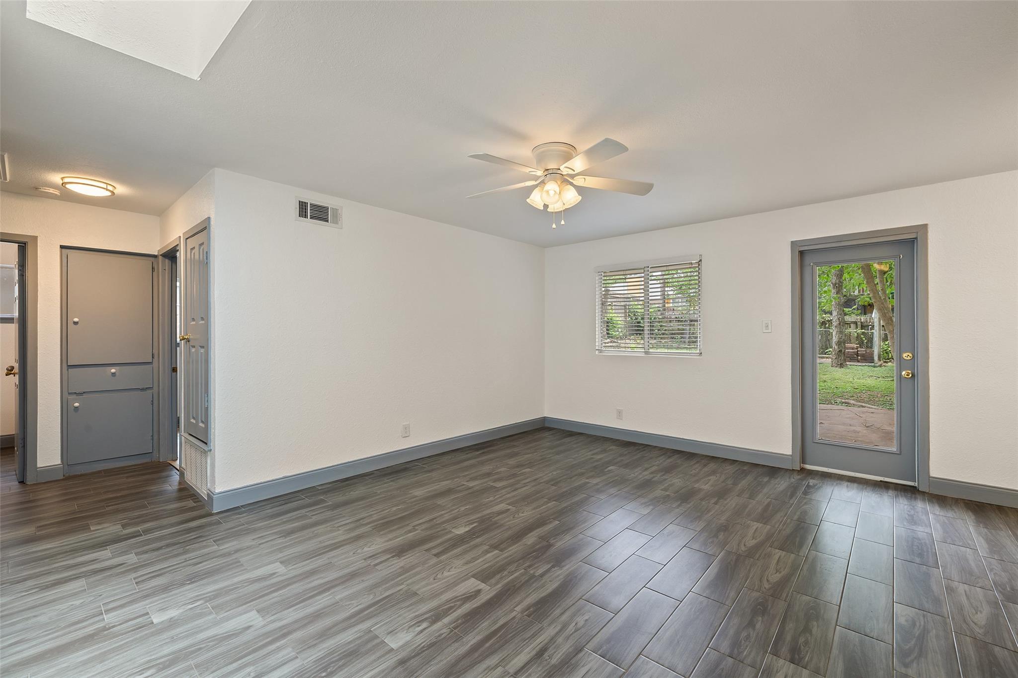 3411 Thomas Kincheon St, Austin, TX 78745