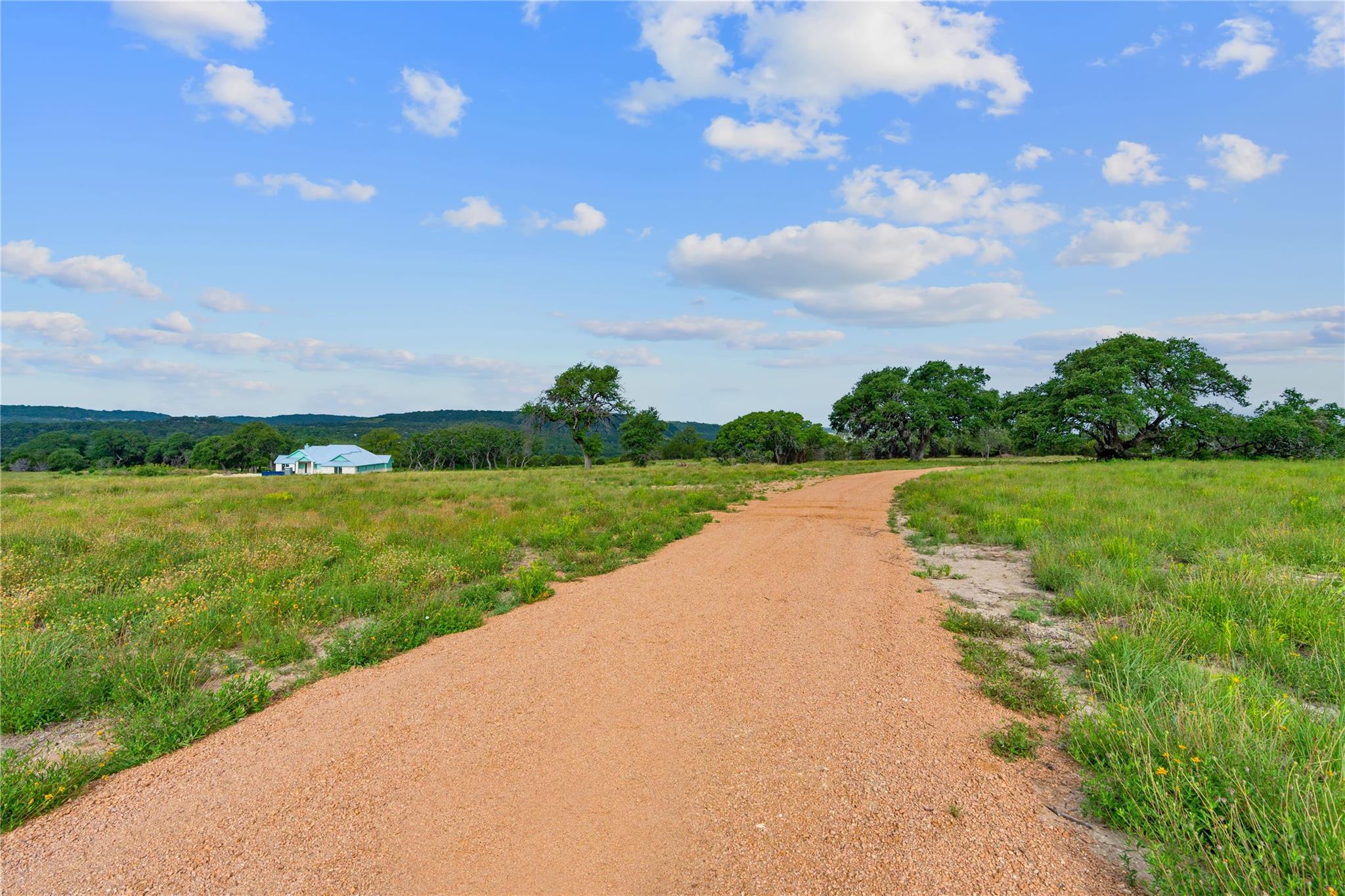 11288 S FM 1174, Bertram, TX 78605