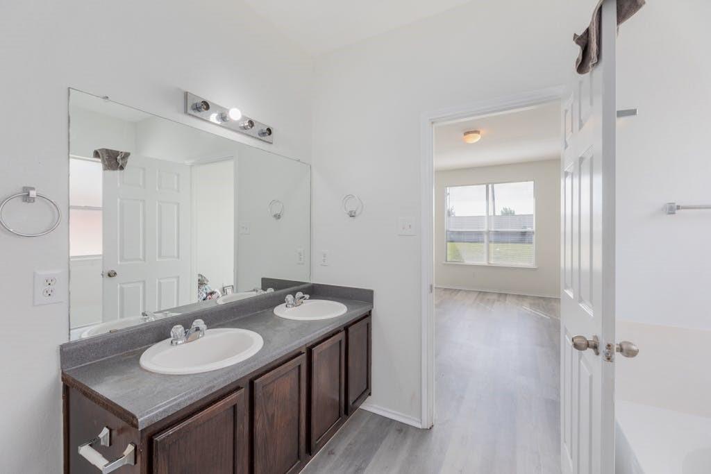 11853 Gaelic Dr, Austin, TX 78754