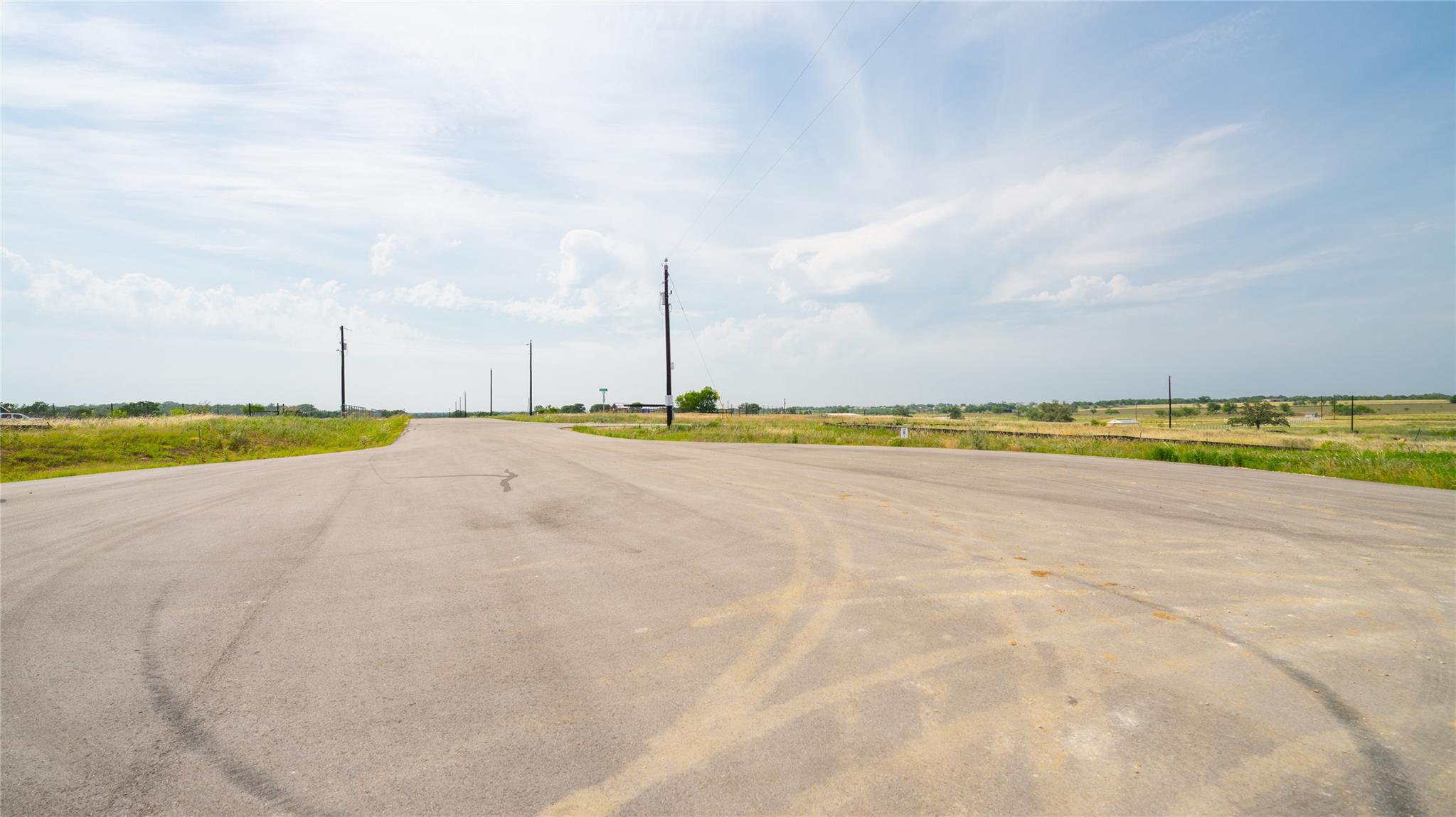 1350 FERGUSON Loop, Dale, TX 78616