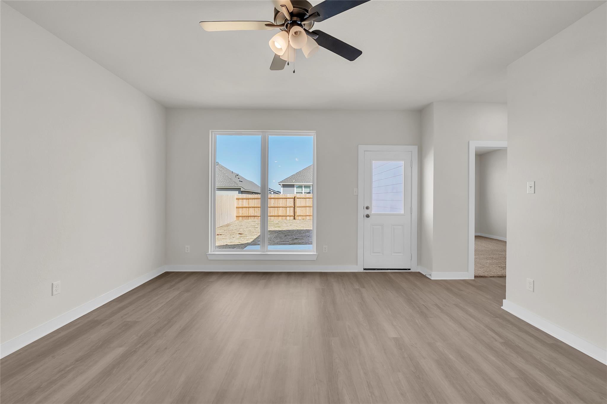 121 Walk Way, Jarrell, TX 76537