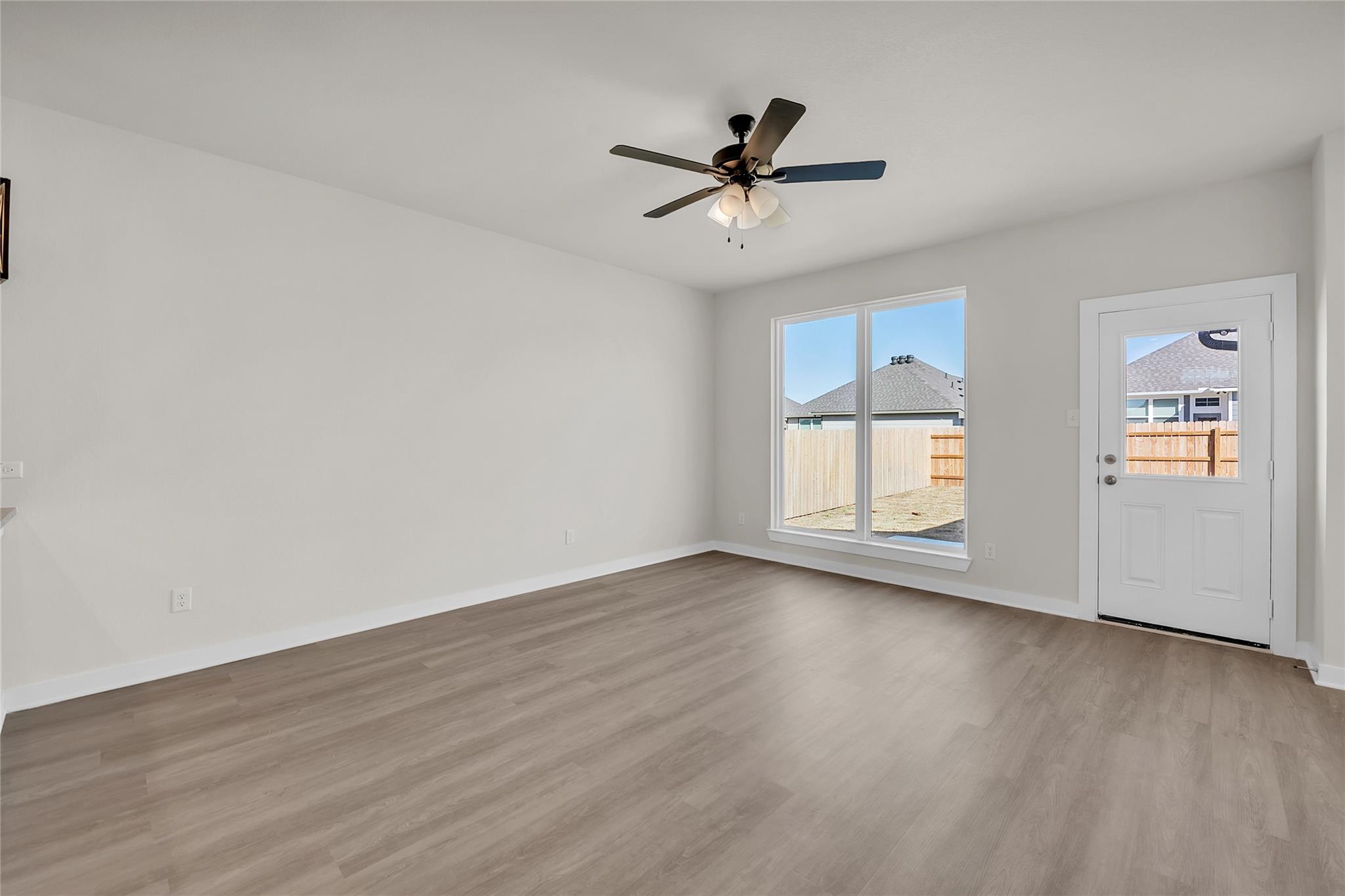 121 Walk Way, Jarrell, TX 76537