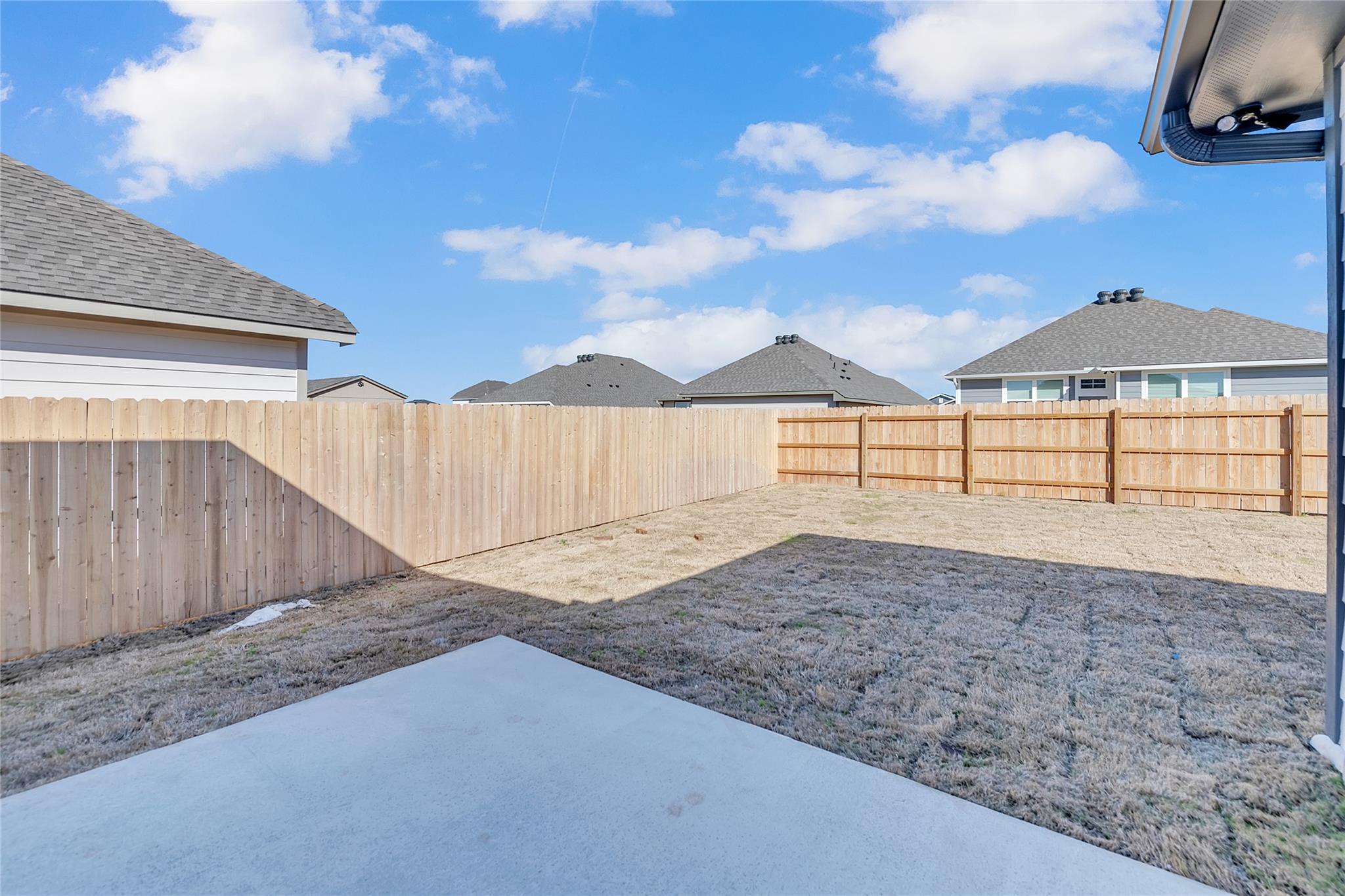 121 Walk Way, Jarrell, TX 76537