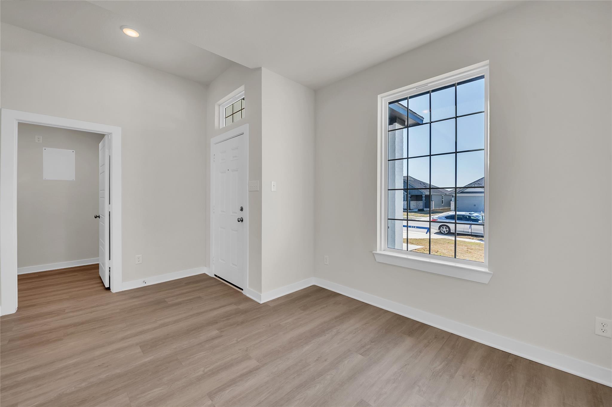 121 Walk Way, Jarrell, TX 76537