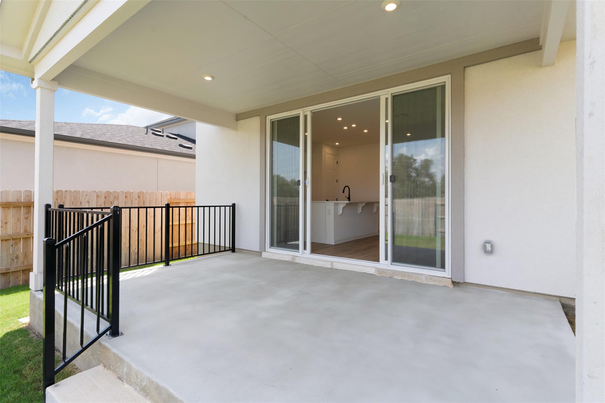212 Torchwood Dr, Marble Falls, TX 78654