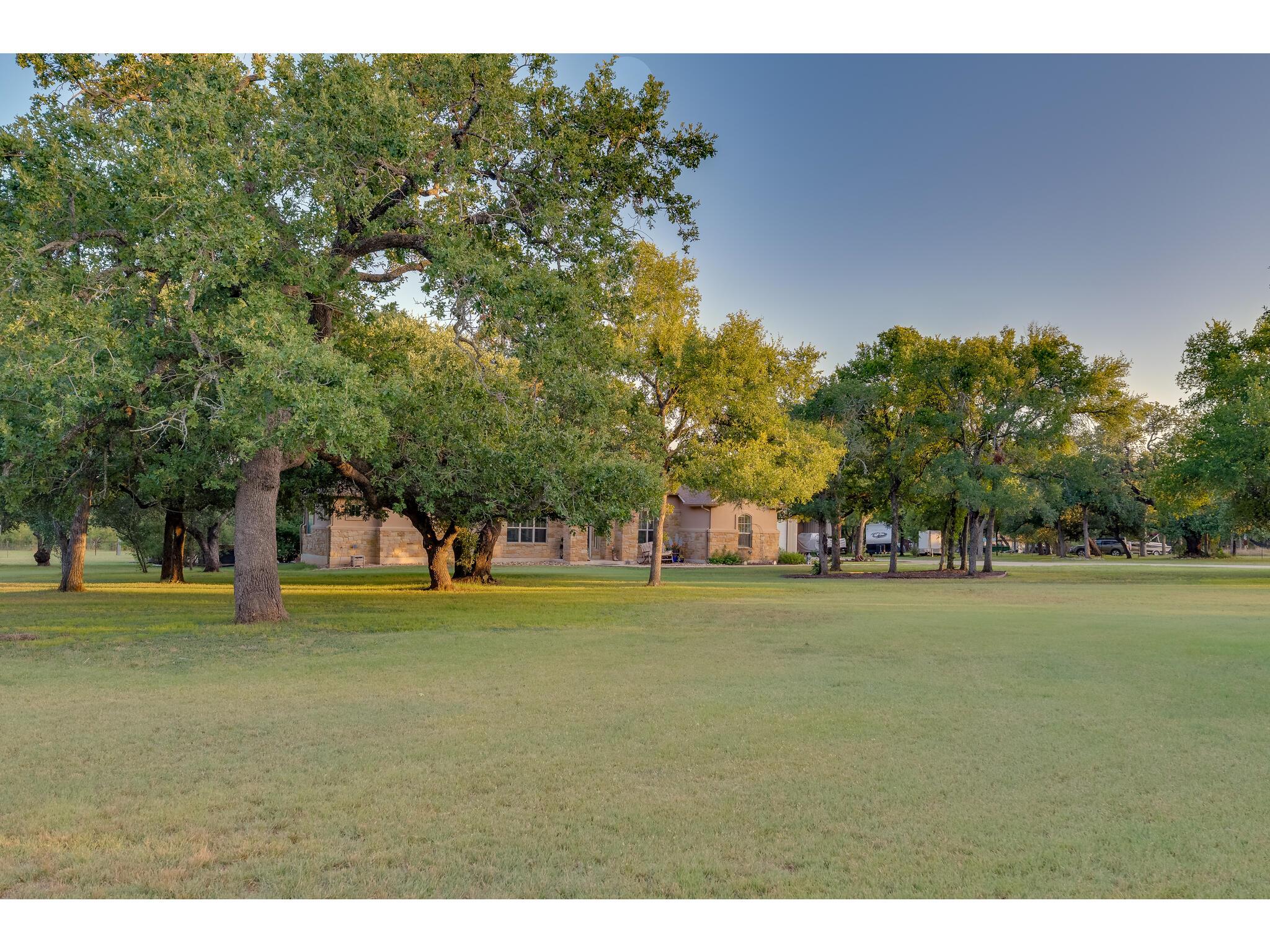 30201 Live Oak Trl, Georgetown, TX 78633