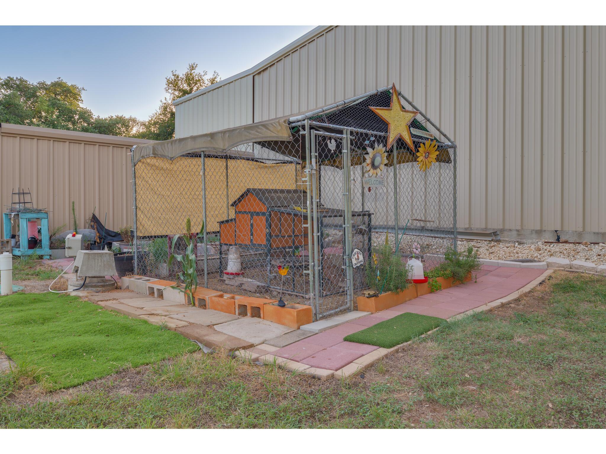 30201 Live Oak Trl, Georgetown, TX 78633