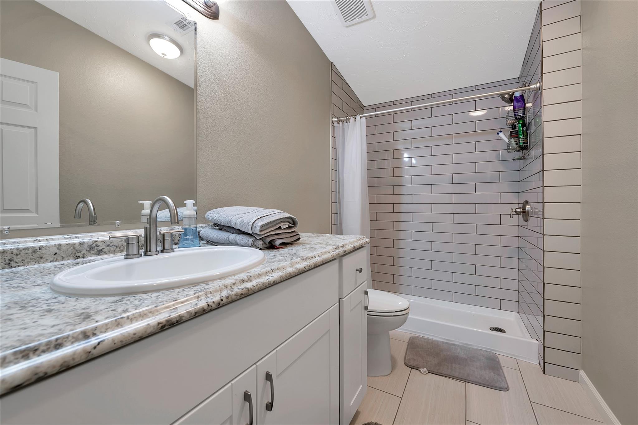 301 Fm 1660 Rd, Hutto, TX 78634