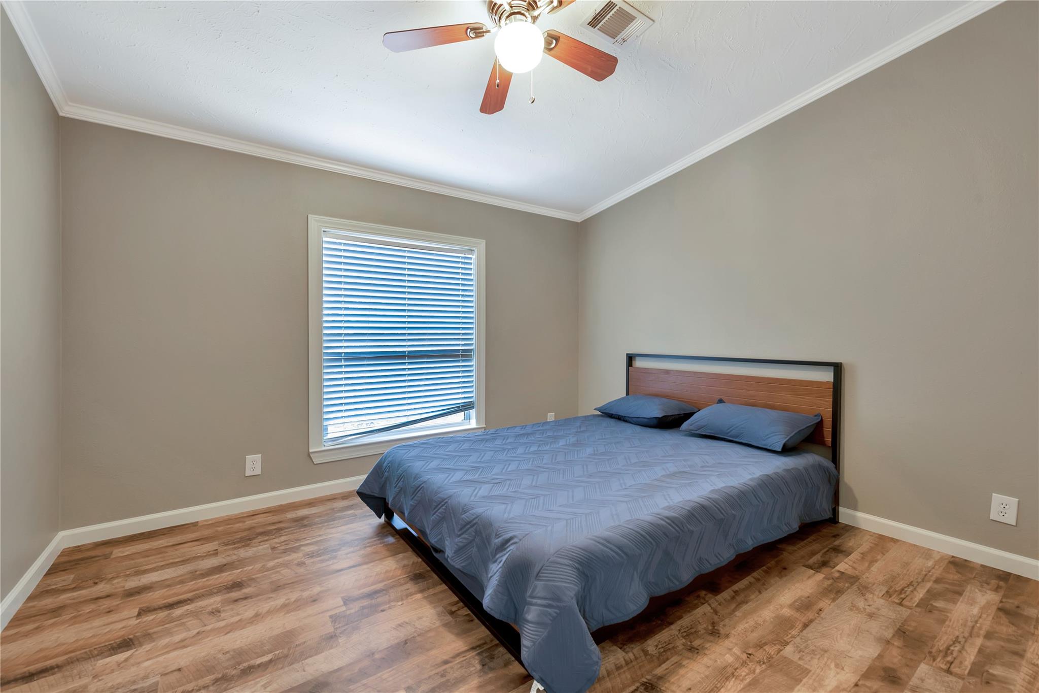 301 Fm 1660 Rd, Hutto, TX 78634