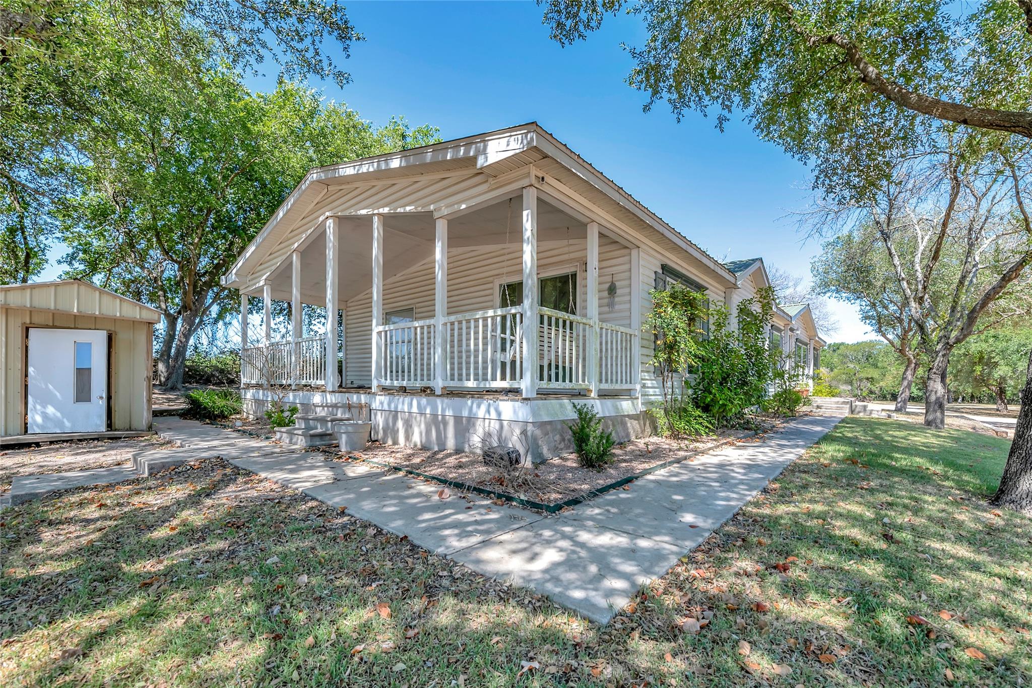 301 Fm 1660 Rd, Hutto, TX 78634