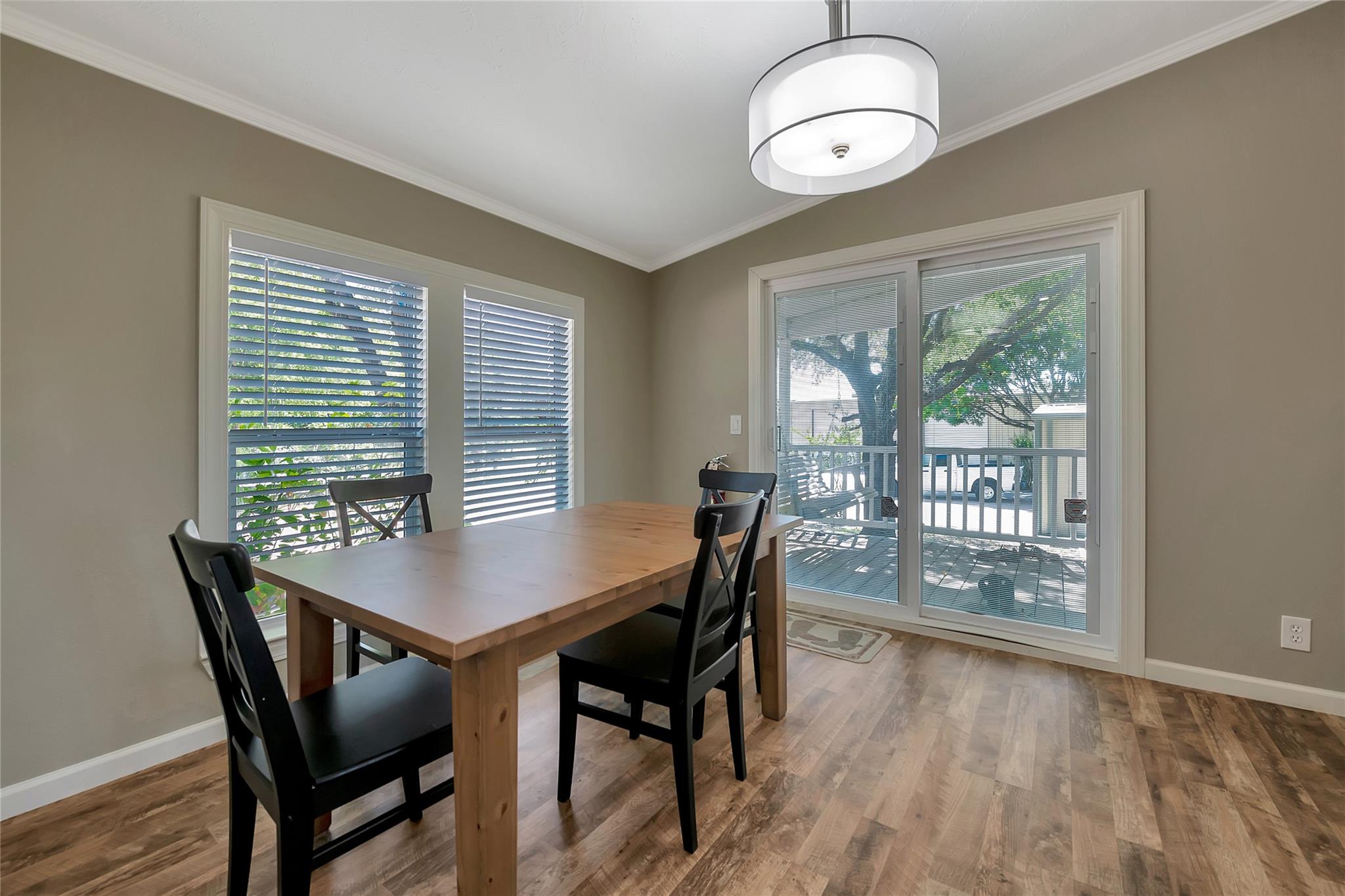 301 Fm 1660 Rd, Hutto, TX 78634