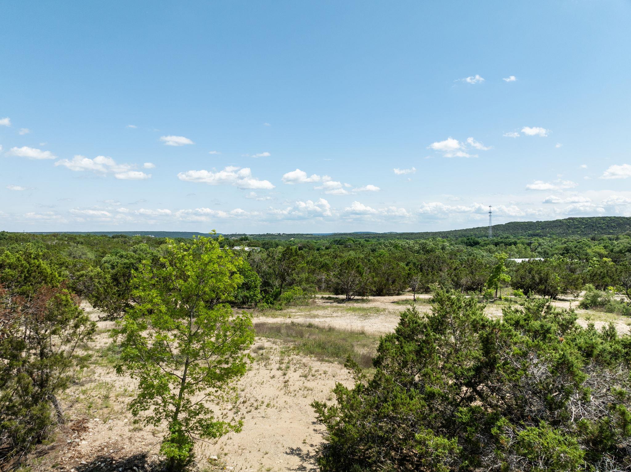 24906 Fawn Dr, Leander, TX 78641