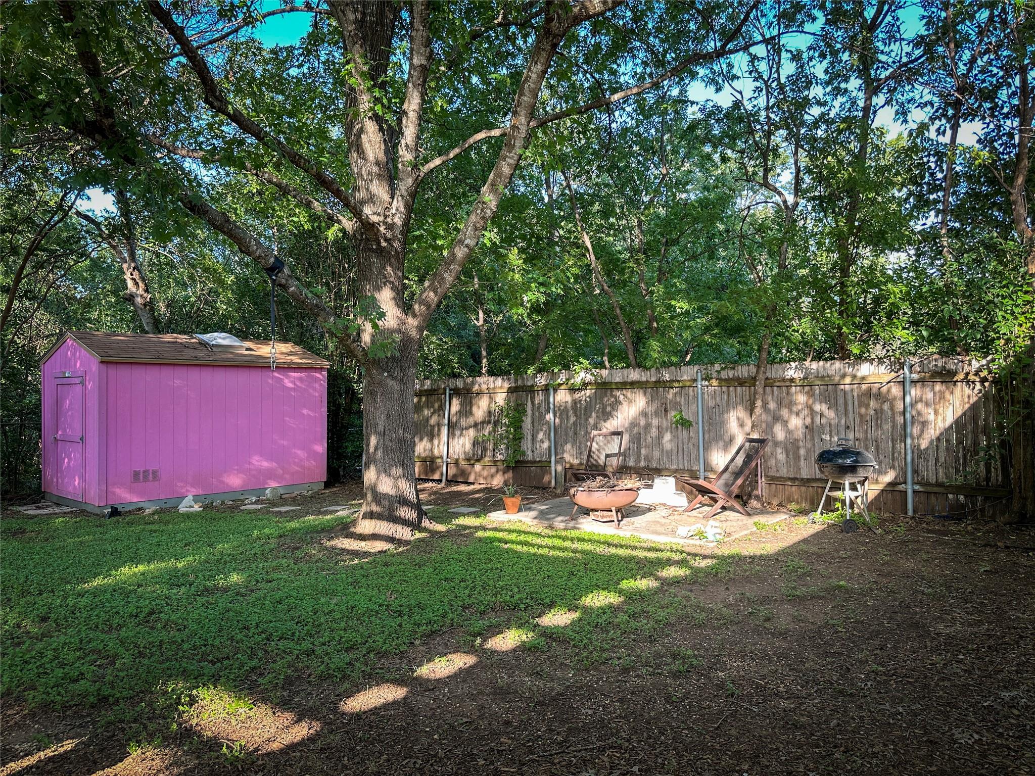 910 Emerald Wood Dr, Austin, TX 78745