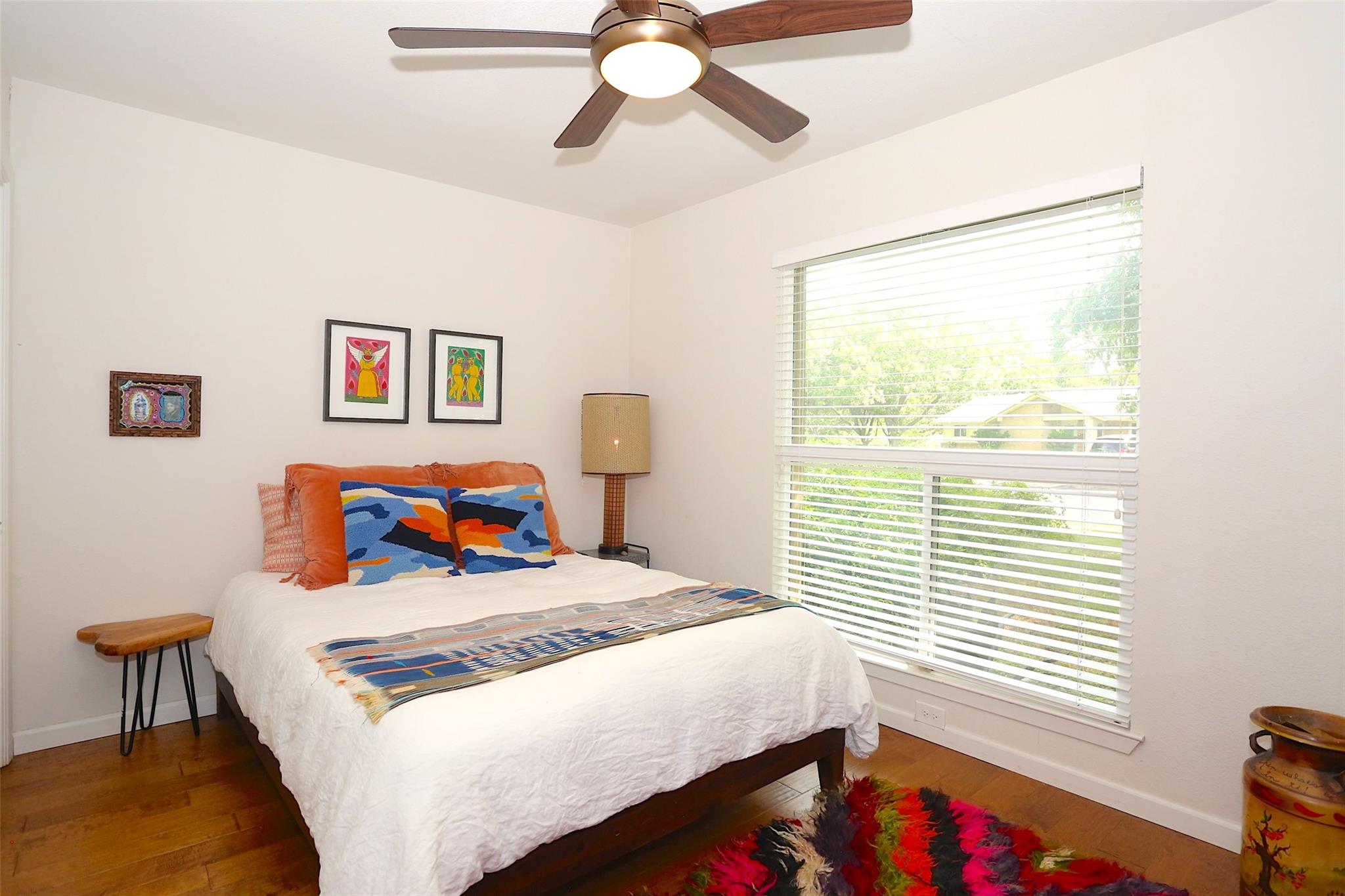 910 Emerald Wood Dr, Austin, TX 78745