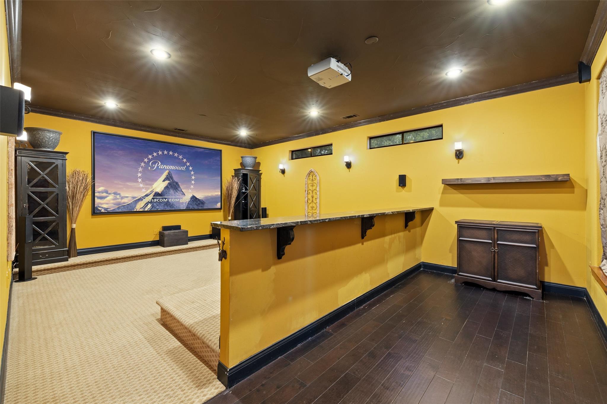 201 Cowal Dr N, Spicewood, TX 78669