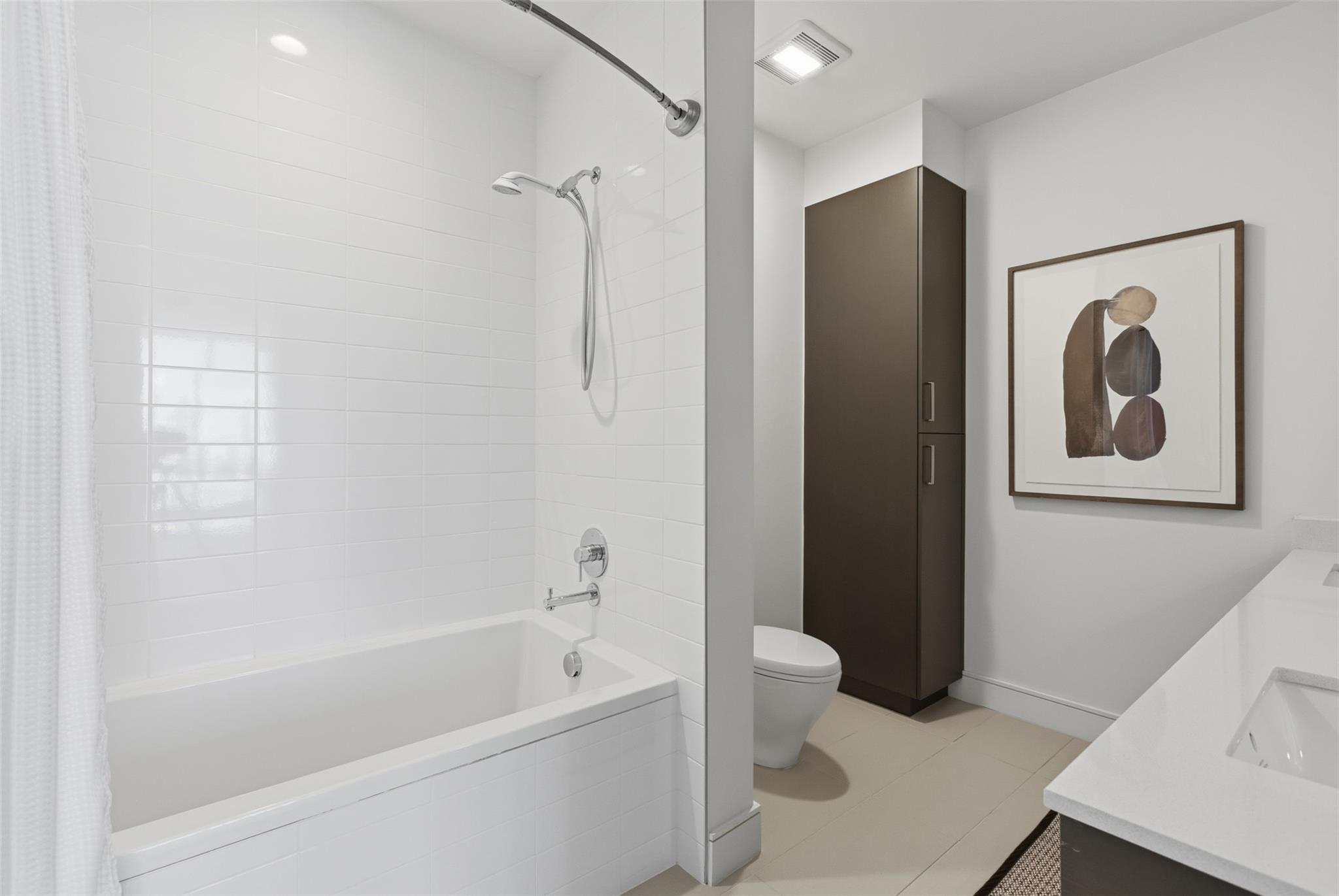 222 West Ave # 1404, Austin, TX 78701