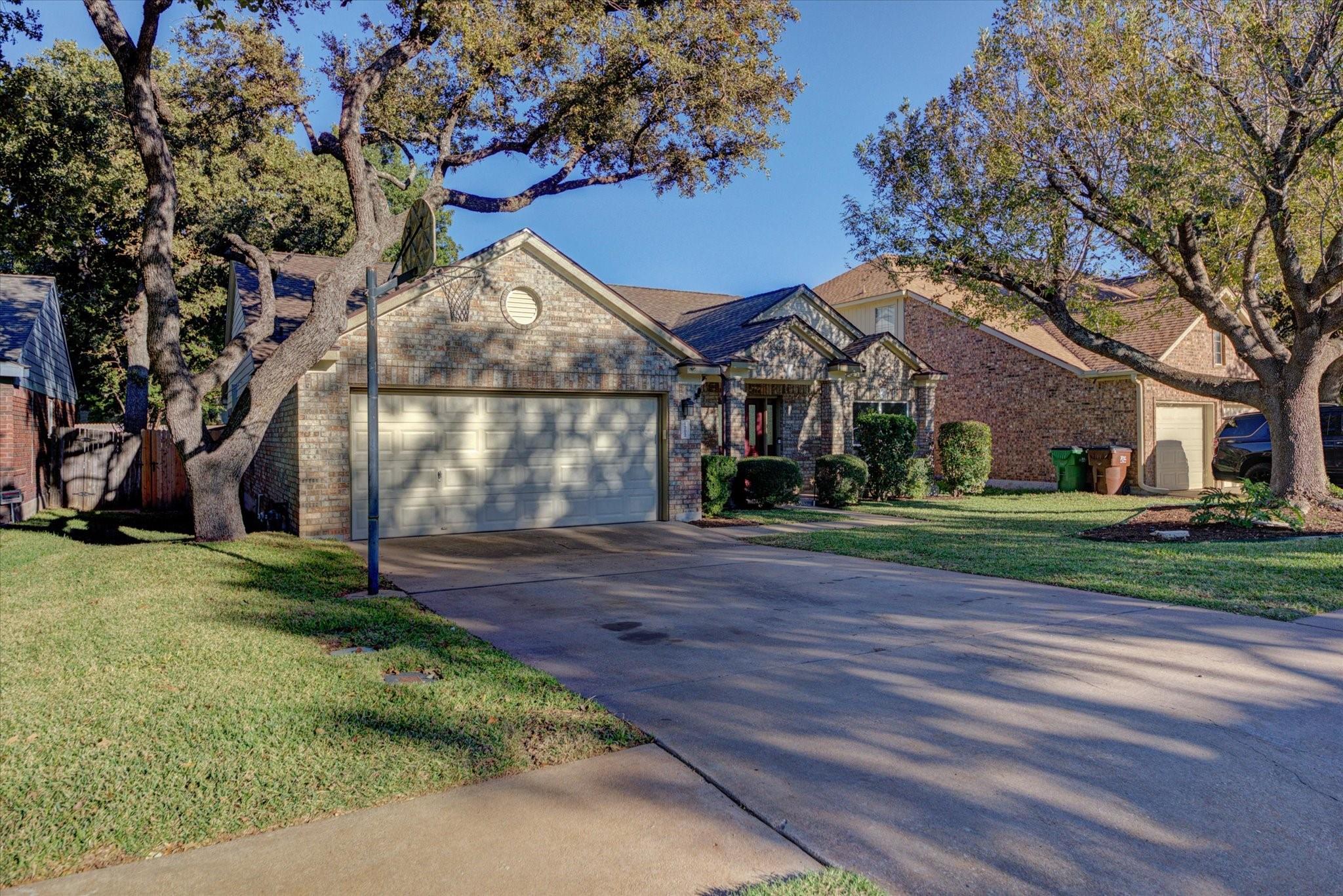 1202 Parrot Trl, Round Rock, TX 78681