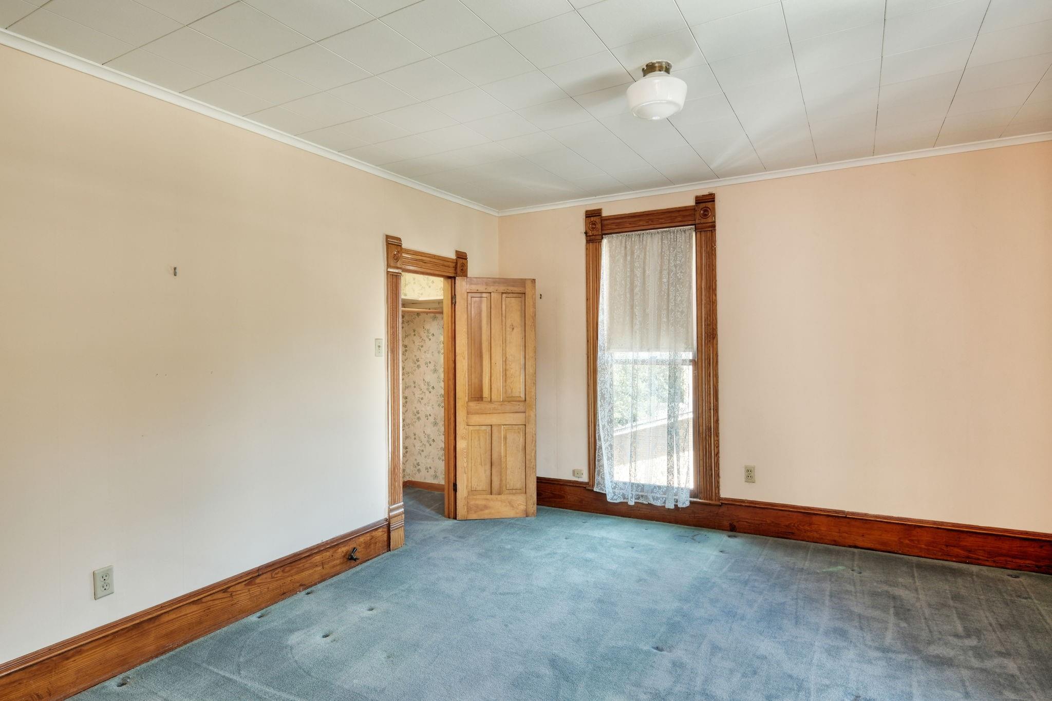 602 E Liberty Ave, Round Rock, TX 78664
