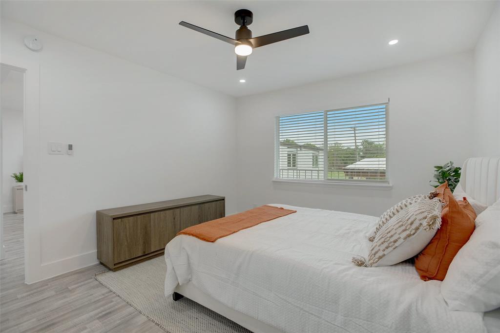 1200 E 52nd St # 207, Austin, TX 78723