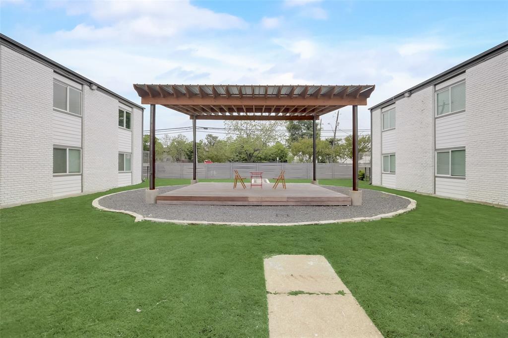 1200 E 52nd St # 207, Austin, TX 78723