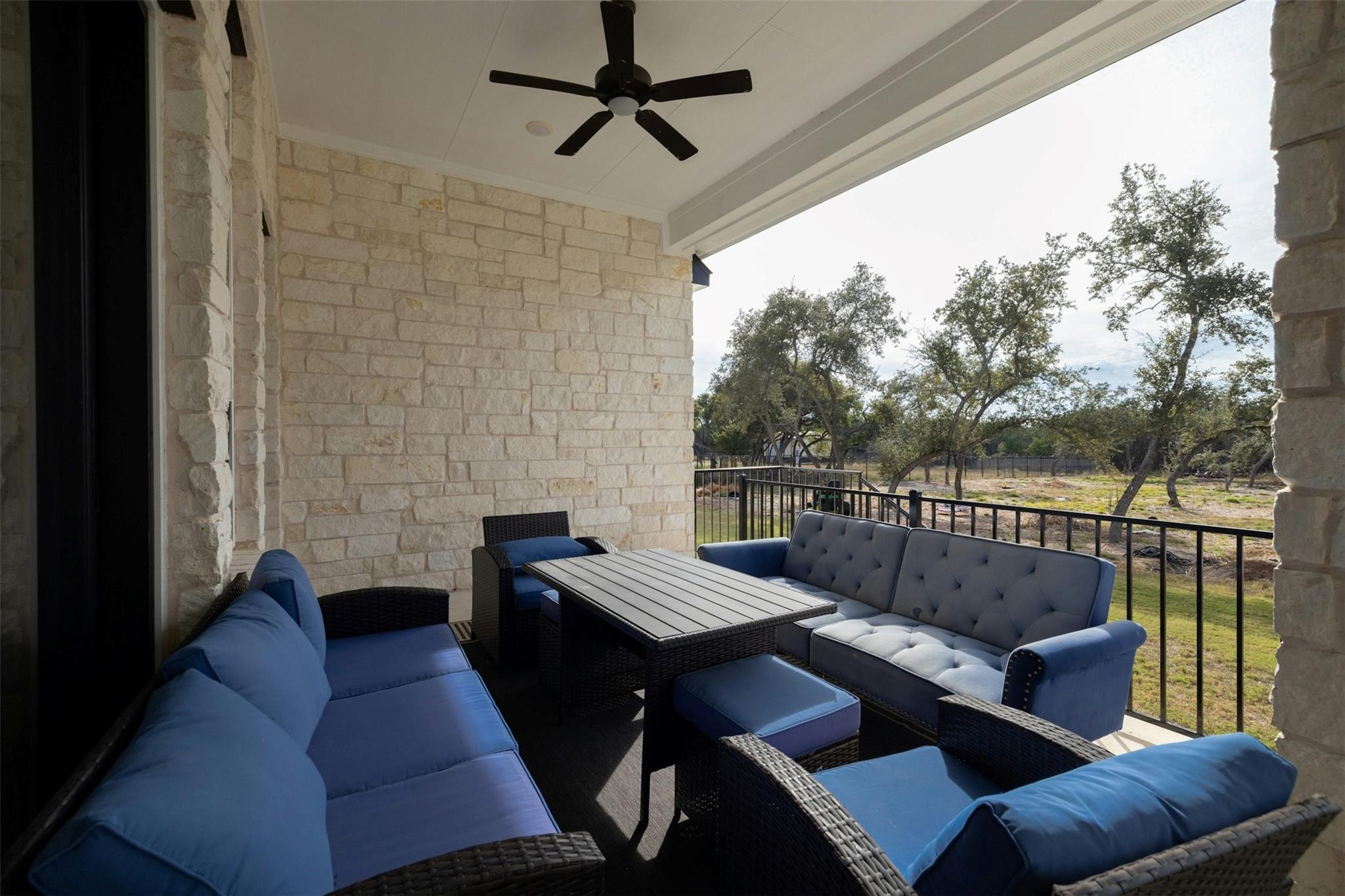 172 Shady Hill Loop, Liberty Hill, TX 78642