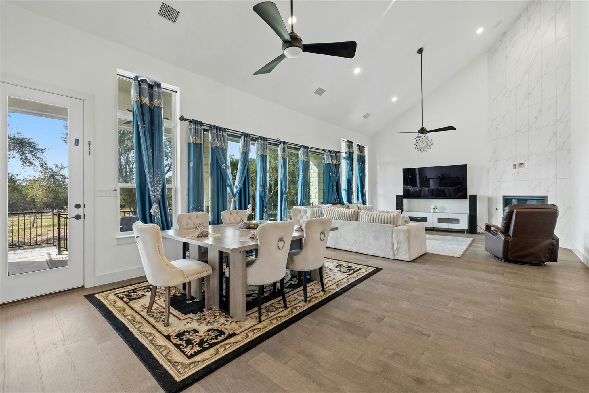 172 Shady Hill Loop, Liberty Hill, TX 78642